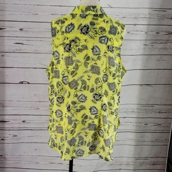 Attention Yellow & Black Floral Sleeveless blouse - Picture 4 of 8